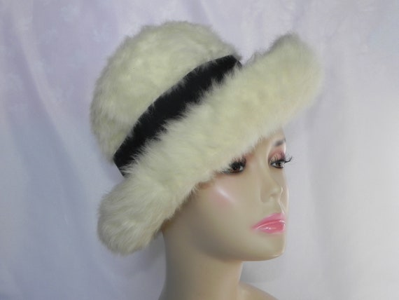 Ivory Felted Fur Darcel Exclusive Bowler Hat Bucke