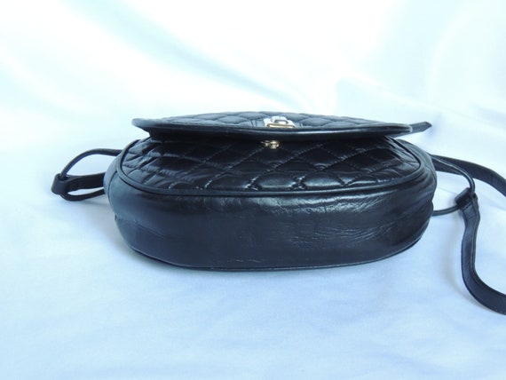 Vintage Judith Leiber Black Quilted Leather Shoul… - image 5