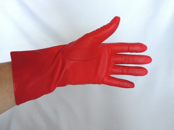 Vintage Red Leather Short Driving Gloves Dress Gl… - image 2