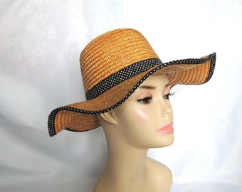 Vintage Italian Made Straw Wide Brimmed Sun/Gardening/Beach Hat by Betmar