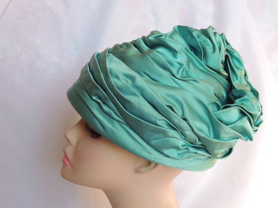Vintage 1960's Lilly Dache Teal Crushed Satin Tur… - image 3