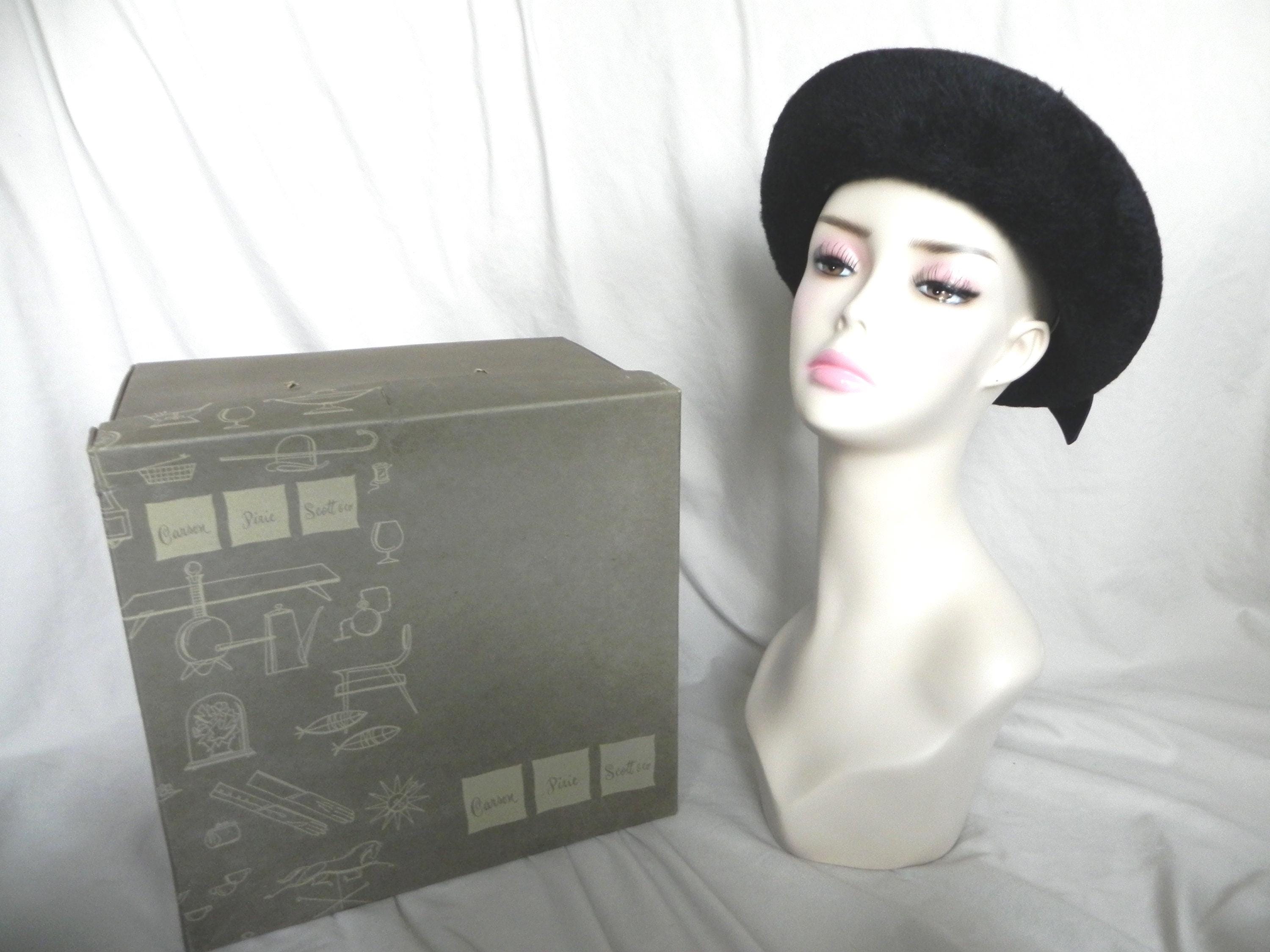 Vintage Carson Pirie Scott Chicago Black Straw Cloche Hat Tulle Netting Bow M Vintage Black Fuzzy Felt Cloche Hat Carson Pirie Scott Co  main image 2