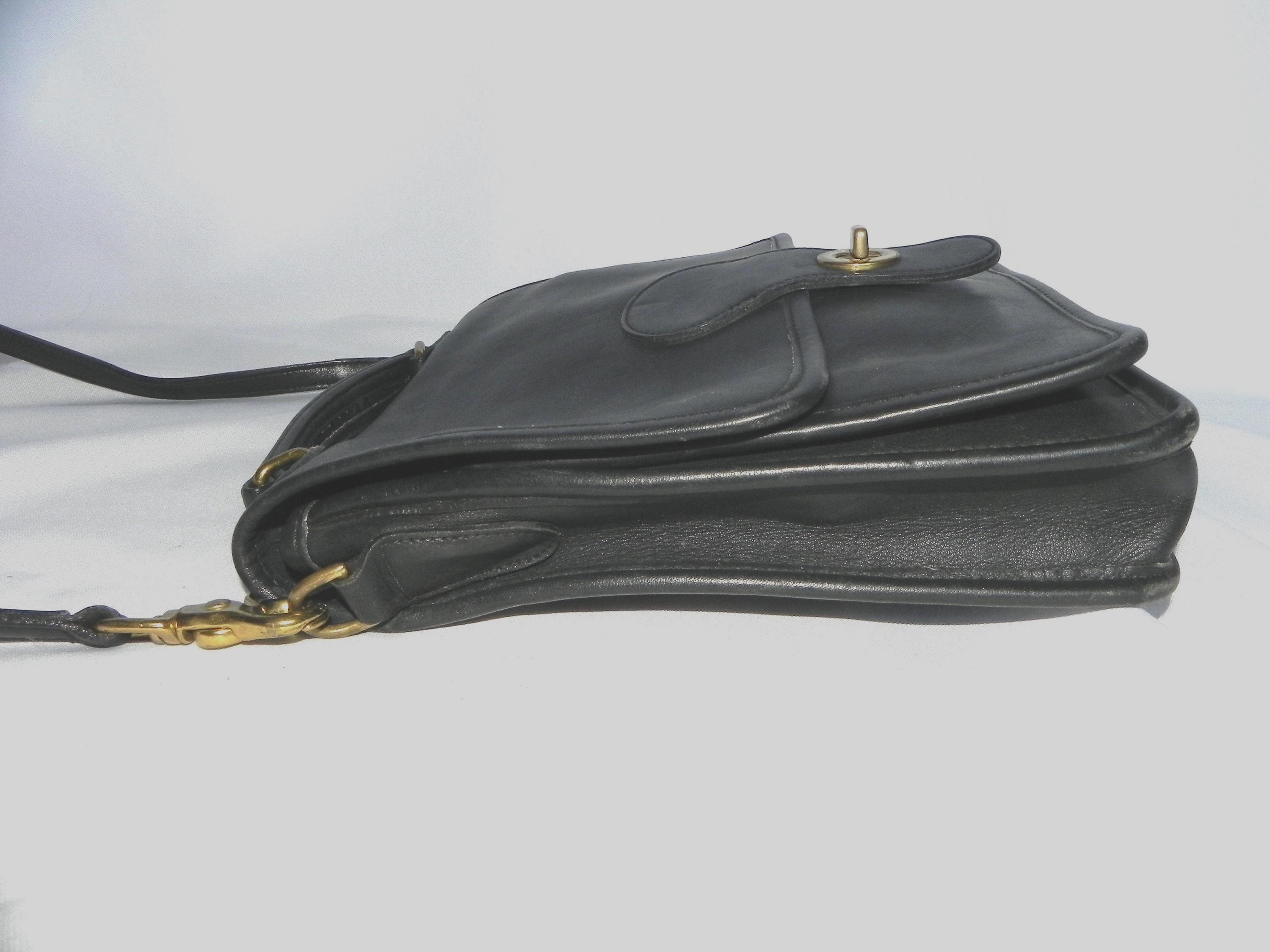 バッグ COACH Vintage Leather Black Shoulder Bag バッグ