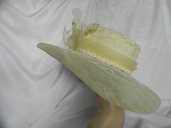 Ivory Synthetic Straw Fancy Hat Derby Hat Wedding… - image 4