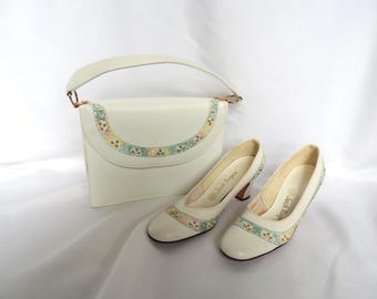 Vintage Stylecraft White Leather Handbag Purse with Matching Jack Rogers Shoes