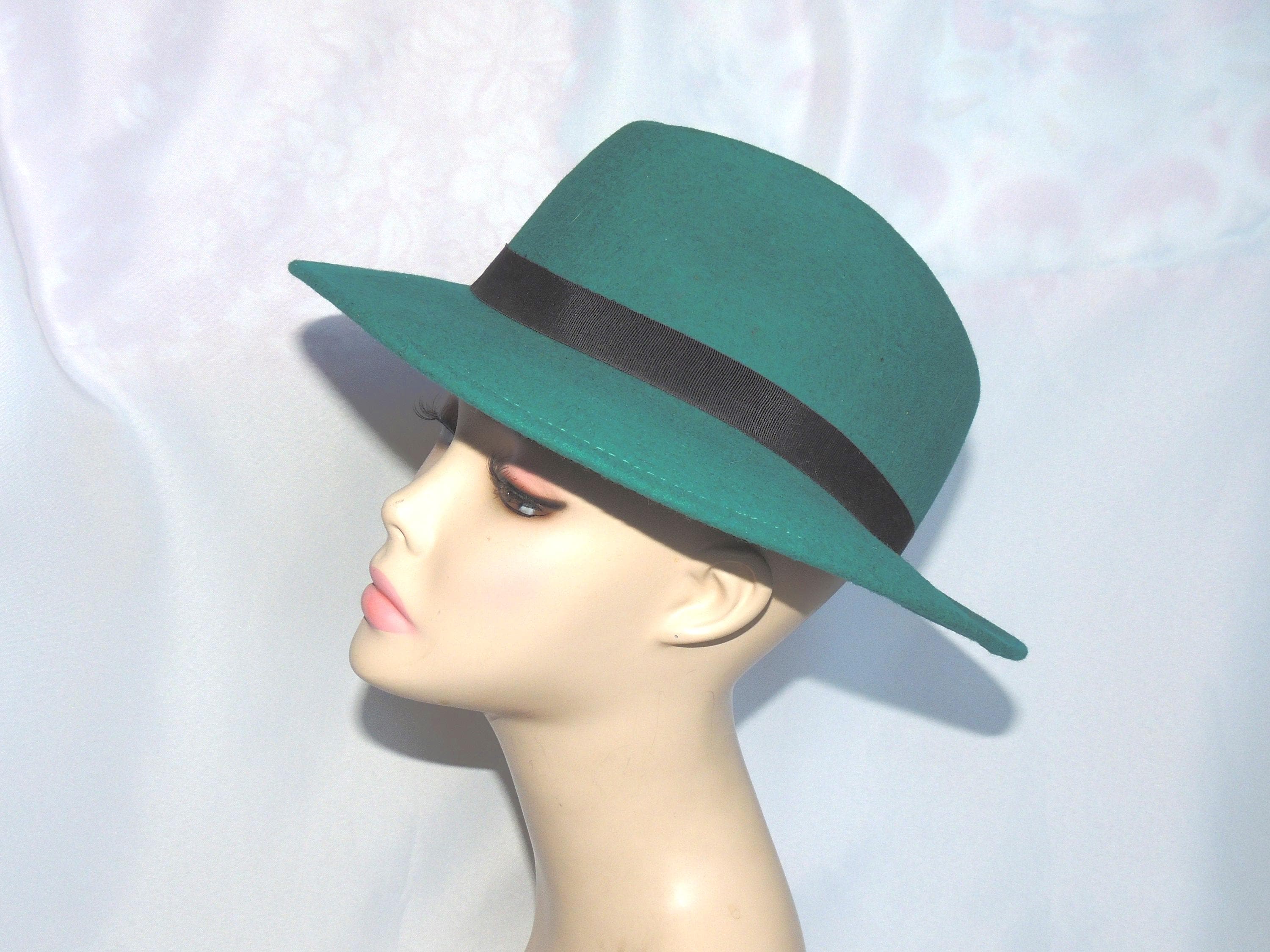 Vintage Green Wool Felt Women display picture 2