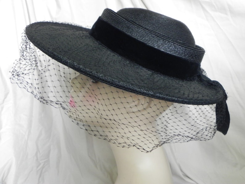 1940's Black Roberta Bernays Original Straw Hat Wide Brim Hat Platter Hat Saucer Hat Derby Hat Sunday Hat image 2