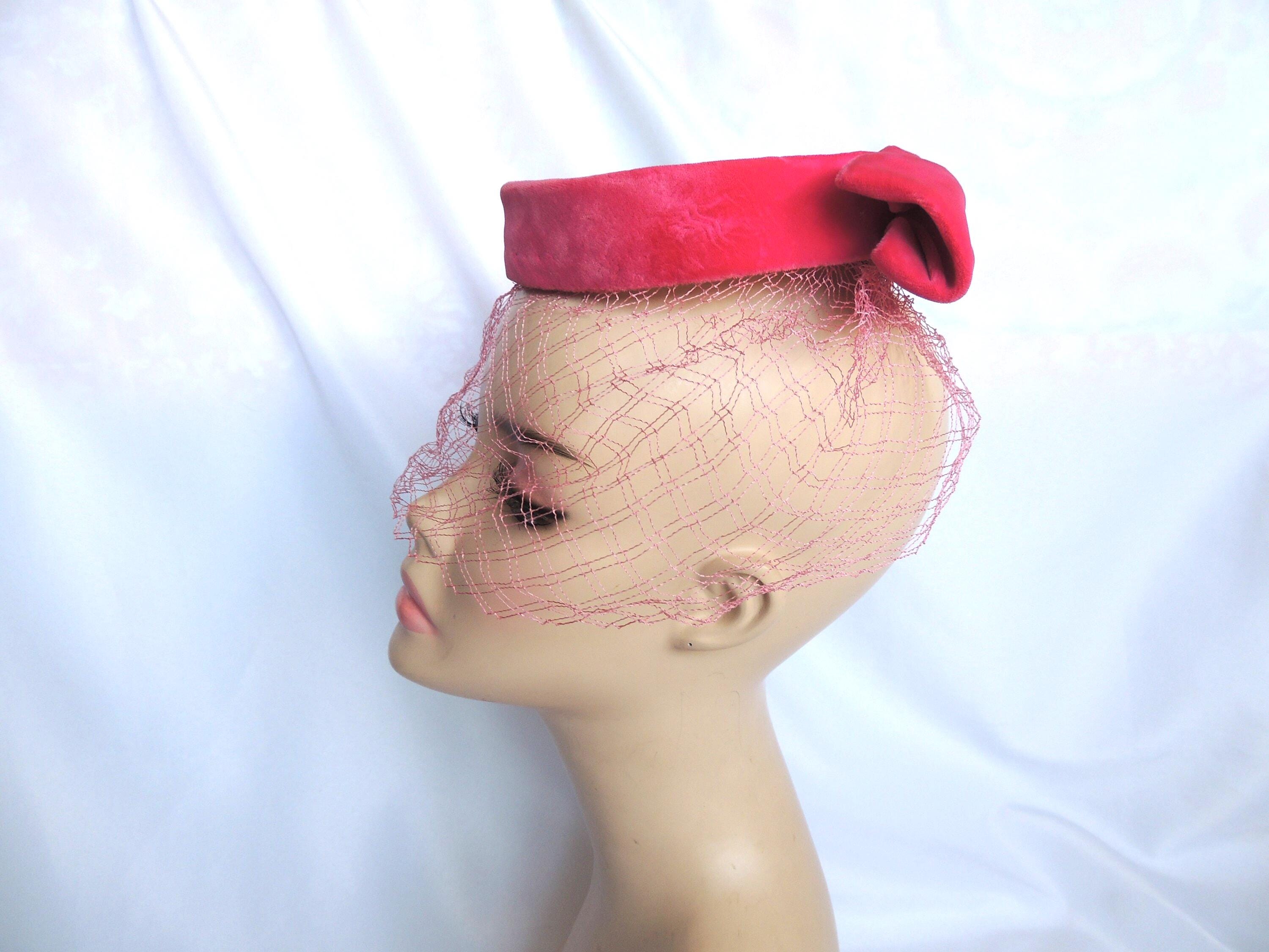 Vintage Fuchsia Pink Velvet Open Pillbox/birdcage/fascinator  display picture 3