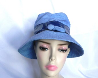 Dachette by Lily Dache Emerald Green Felt Cloche Hat - Etsy  display picture 1