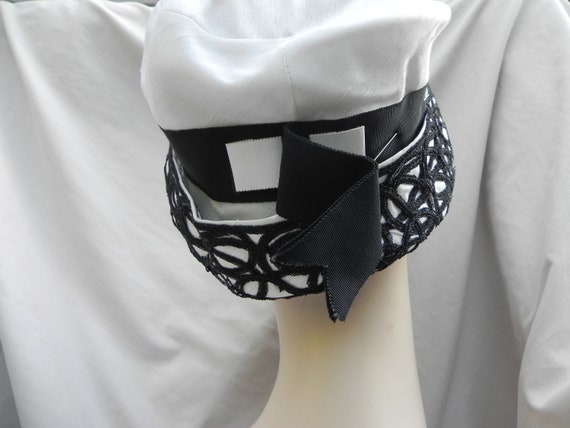 Vintage White Silk Cloche Hat with Black Ribbon a… - image 5