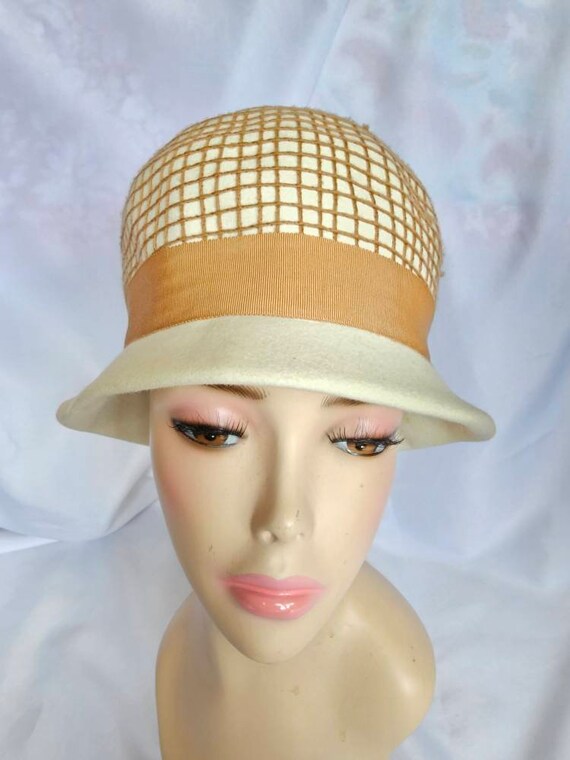 Ivory Felt Hat main image 0