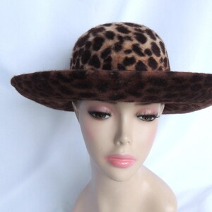 Vintage NWT Brown Leopard Print Wide Brim Dress Hat Church  display picture 1