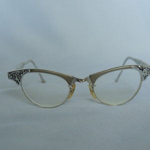 Vintage Silver Metal 1950's Cateye Glasses Vintage Eye Glasses Eye Wear Cat Eye Glasses Vintage Eyewear Prescription Eye Glasses RX Glasses