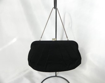 Bolso de mano pequeño de seda negra para noche, estilo vintage de los años 50.