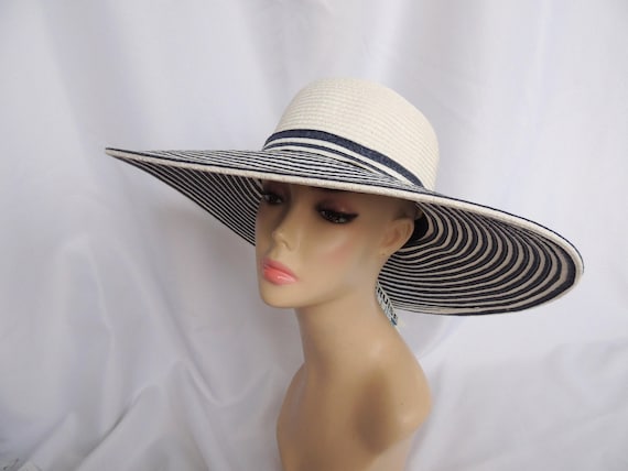 Buy Vintage NWT Navy Blue and White Straw Floppy Hat Garden  display picture 3