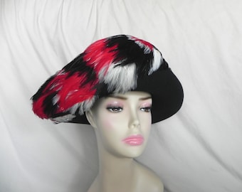 Vintage Jack Mcconnell Couture Hat: RED FEATHER OOAK Gold  display picture 1
