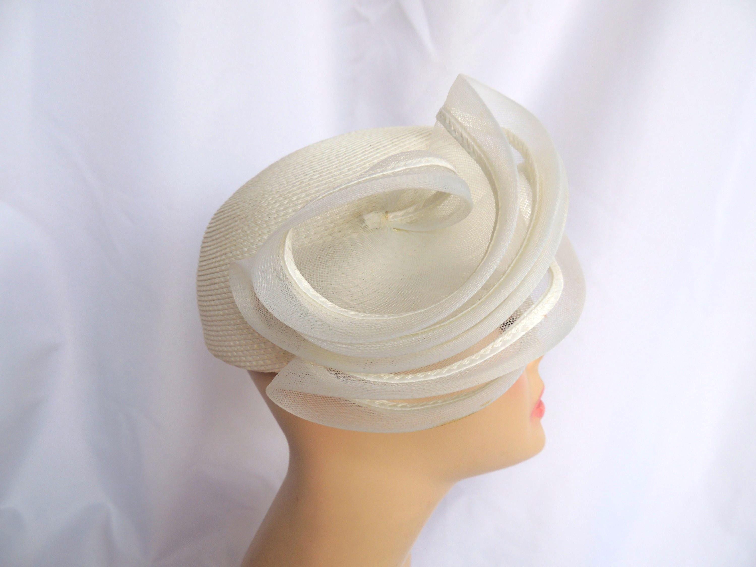 Vintage Sylvia of New York White Straw Cloche Derby/dress 
