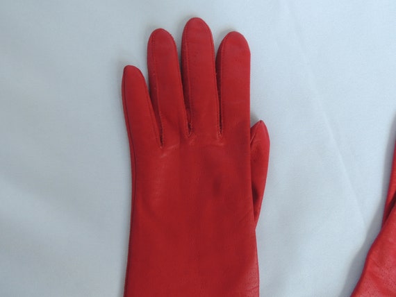 Vintage Red Leather Short Driving Gloves Dress Gl… - image 4