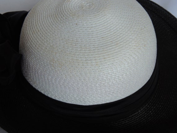 Vintage 1980's Black and White Straw Derby Style … - image 10