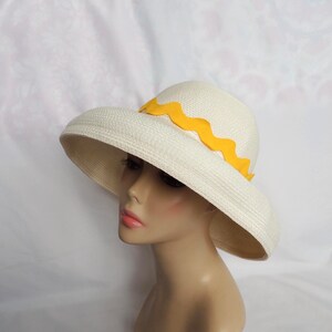 Sombrero plegable vintage de paja blanca de Eric Javits, fabricado en EE. UU.