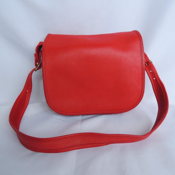 Vintage Coach Red Leather NYC Saddle Bag Shoulder Bag Crossbody Bag Messenger Bag Purse #297-0042