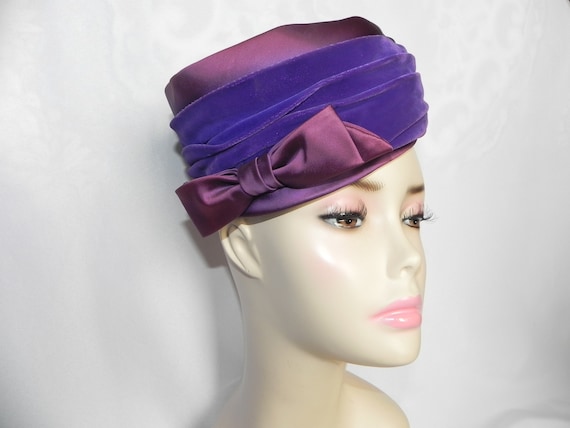 Purple Velvet Beret Style Cloche Hat with Plum Sa… - image 1