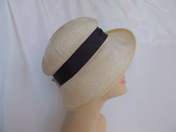 White Vintage Hat Synthetic Straw Summer Fedora H… - image 2