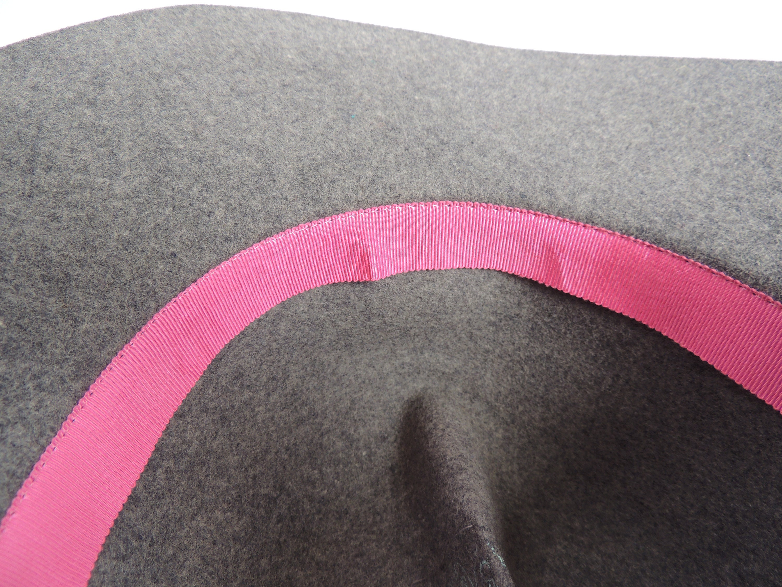 Frank Olive 100% Wool Felt Grey Rounded 1960’s Vintage 7 ½” Frank Olive Hat Vintage 60s Dark Red Plush Wool Felt Size M  main image 4