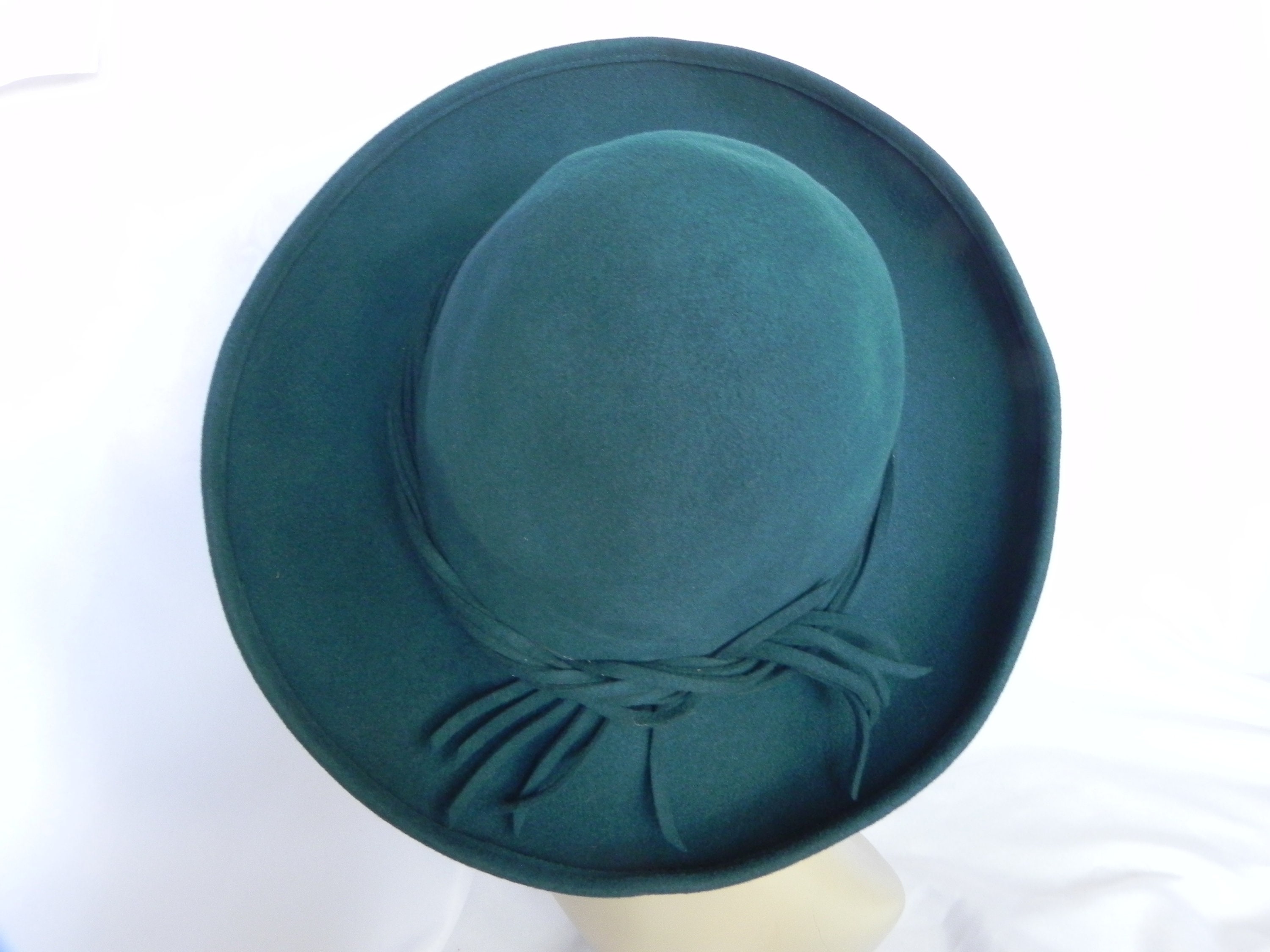 Really Cute Blue Hat by Frank Olive Vintage Frank Olive Cloche Hat: Blue Plaid Brimmed Fabric  main image 4