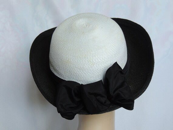 Vintage 1980's Black and White Straw Derby Style … - image 4