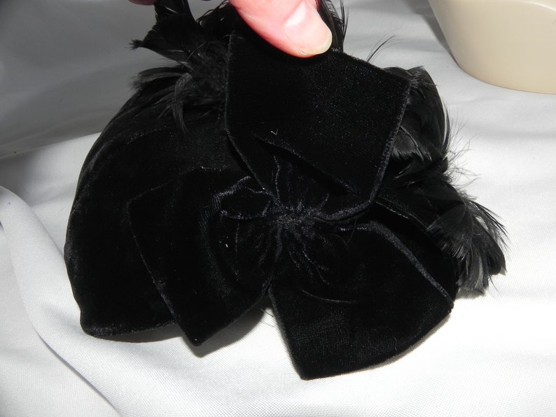 Authentic Black 1920's Cloche Hat Flapper Hat Black Velvet Hat Beanie with Black Feathers image 6