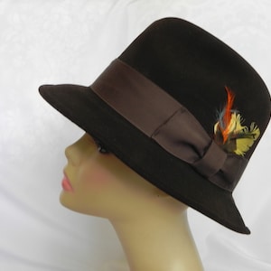 Vintage Dunkelbraune Fellmischung Herren Unisex Fedora Hut Trilby Hat von Dynafelt, Neu nie getragen Wasserabweisend, Größe 7 1/4