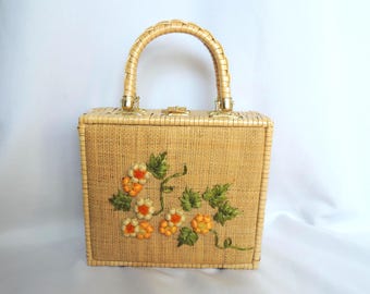 Torebka vintage z naturalnej wikliny słomkowej z kwiatami rafii