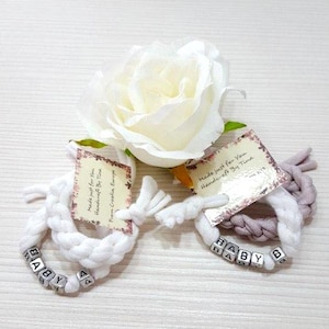 El bautismo favorece a los gemelos Joyas personalizadas para bebés Gemelos ID Pulseras El bautismo favorece la idea de regalo Pulseras para bebés, Pulseras para recién nacidos