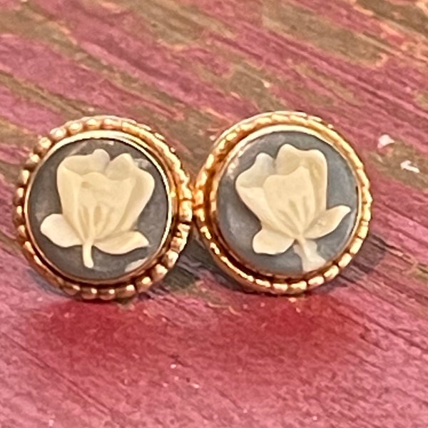 Carved cameo style 14k earrings