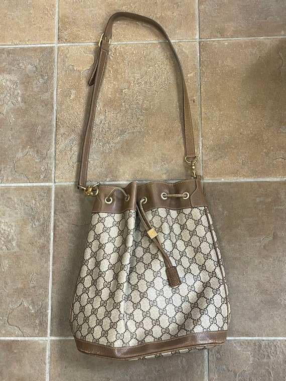 Vintage Gucci bucket bag