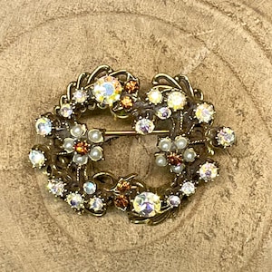 Vintage Florenza rhinestone brooch