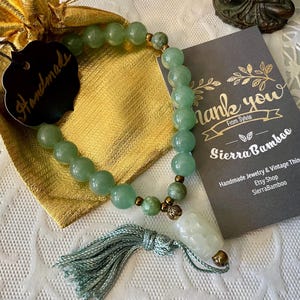 Lovely Natural Stone Wrist Mala. Aventurine, Serpentine & White Jade. Prayer/Meditation Beads.