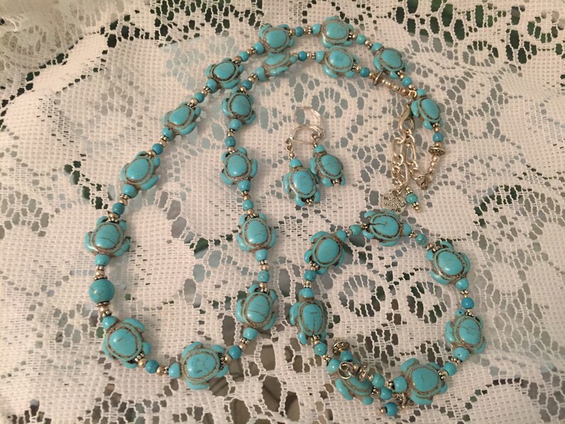 Turquoise Stone Turtle Necklace Handmade Gift Boxed. Earrings /& Bracelet Set Faux Turquoise