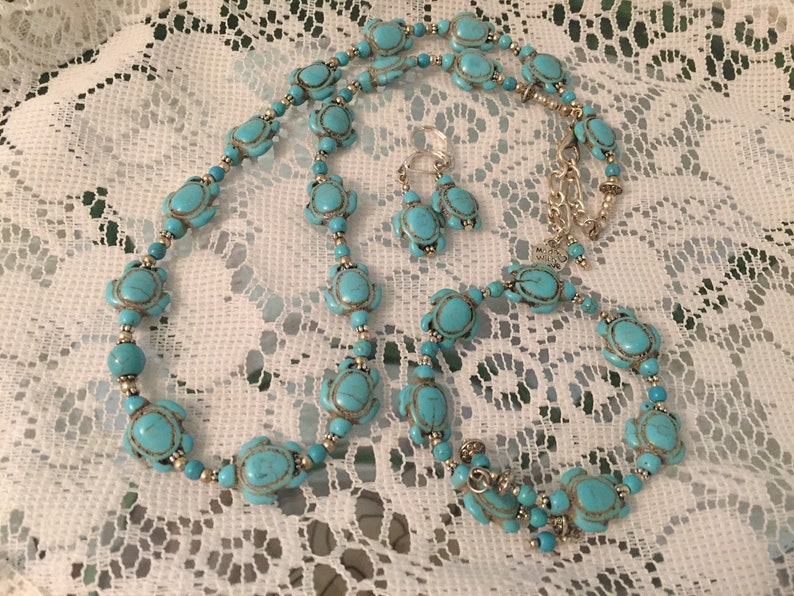 Turquoise Stone Turtle Necklace Handmade Gift Boxed. Earrings /& Bracelet Set Faux Turquoise