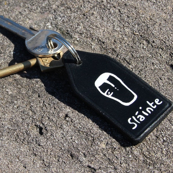 Irish Stout leather keychain. Hand-painted.