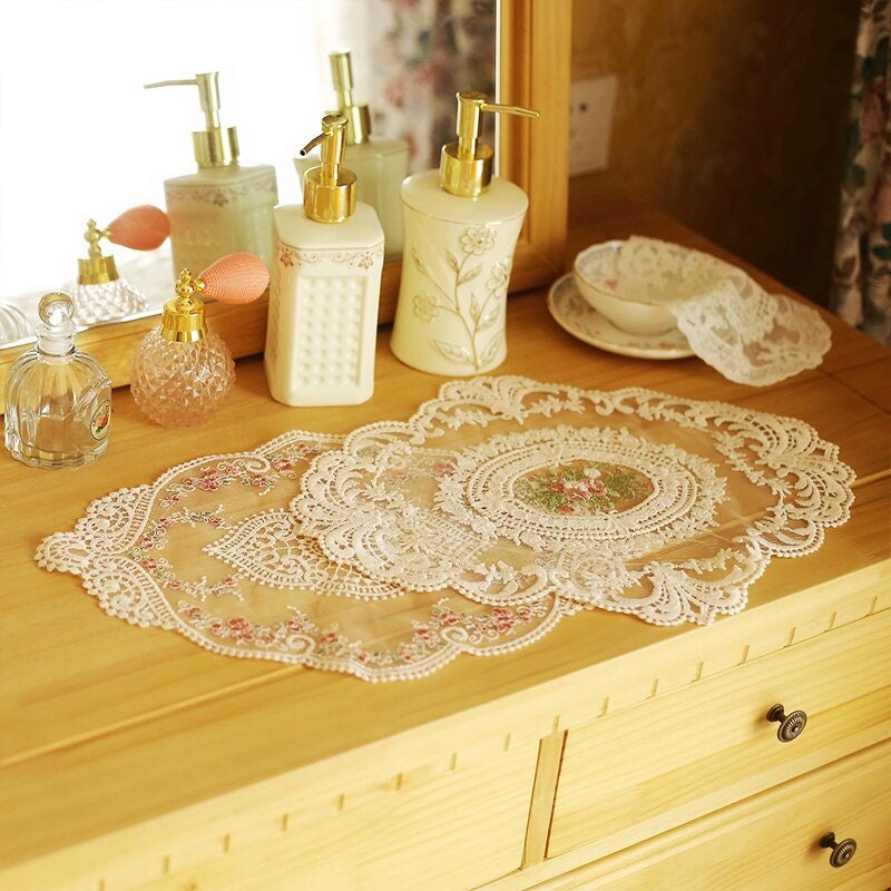 Vintage Floral Oval Lace Doily Placemats / French Style Table Etsy