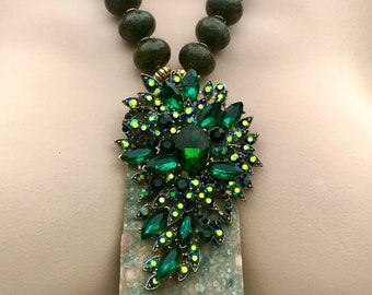 Genuine Rhyolite Rondelle Necklace Green Rhyolite Slab Vintage Flower Rhinestones Jewelery Statement Pendant