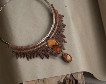 READY TO SHIP - Sequoia Queen - collaboration with Swamp - macrame + sequoia wooden necklace