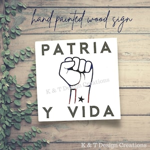Hand Crafted and Painted PATRIA Y VIDA Wood Sign | Save Cuba SOS