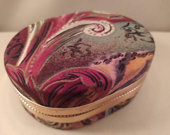 Vintage jewelry box,ring box,with mirror, miniature  as found in boxes, the specific piece