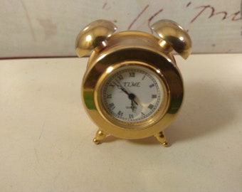 Vintage miniature en métal, horloge dorée,