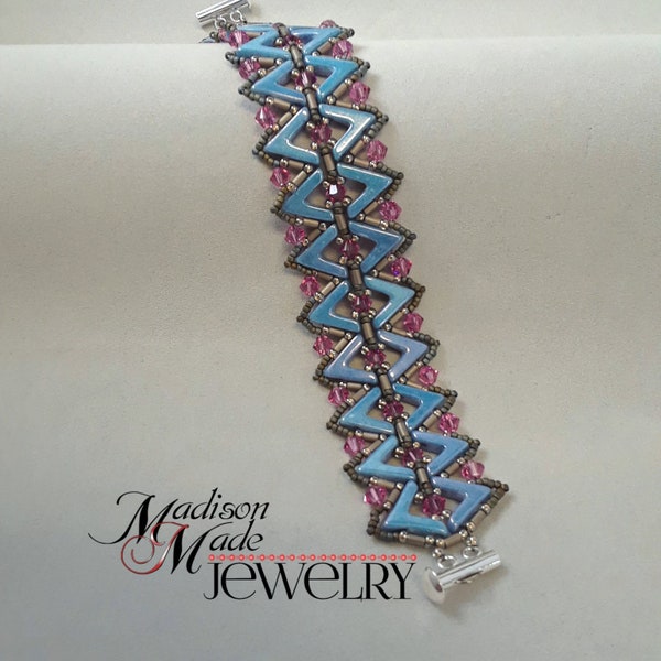 Party Points Bracelet, PDF beading tutorial, beadweaving pattern, beadwoven, bicones, Ava beads, bugle beads, seed beads, slide bar clasp