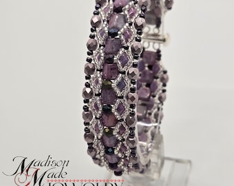 Hazel's Trellis Bracelet, with printed pattern, beadweaving pattern, beadwoven, roof bead, fire polish bead, mini gem duo, seed beads