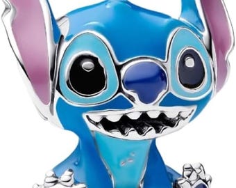 Lilo & Stitch Blå Stitch med rosa emaljerade öron Berlock/Pärla i sterlingsilver, kompatibel med alla europeiska berlockarmband.